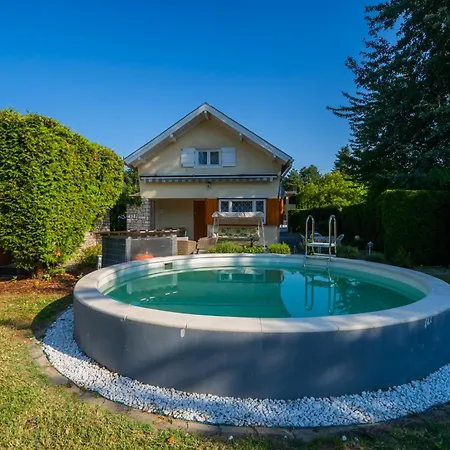 Szl131 With Pool דירה *