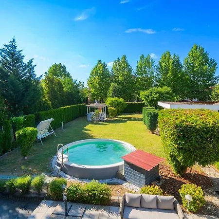 Szl131 With Pool *