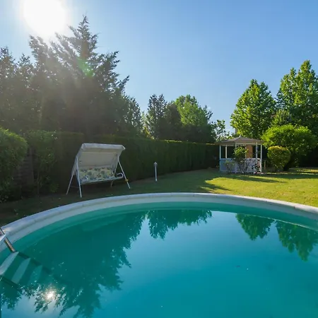 Szl131 With Pool דירה